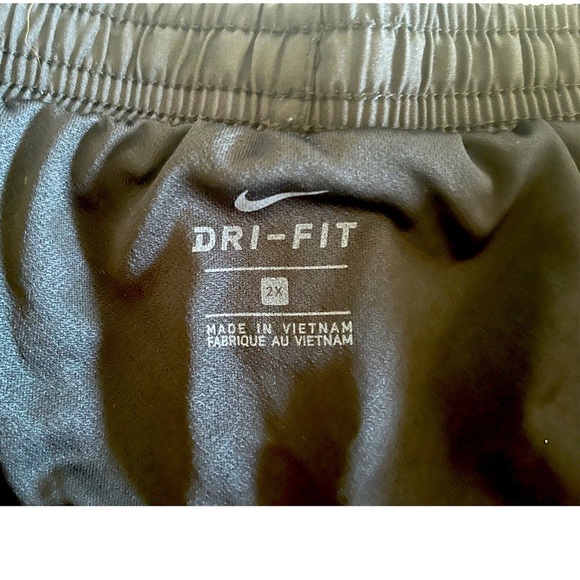 Nike 10K - Women's - 2XL - Running Shorts - NWOT - Picture 2 of 3